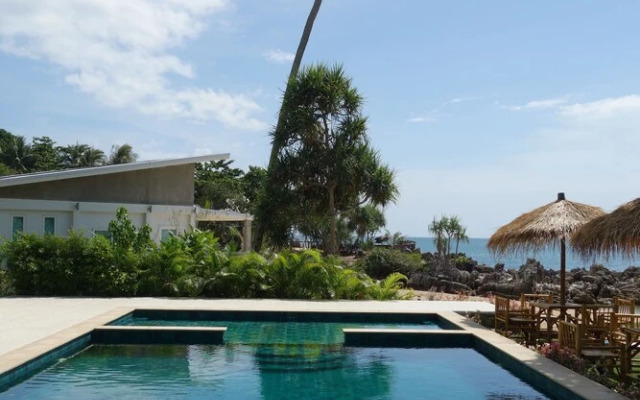Coconut Bay Club Suite 305