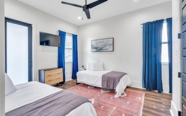 Modern Mid-city Maison