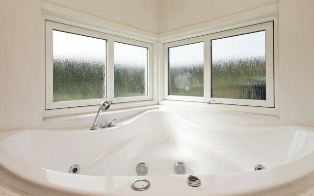 Henne Strand Bed and Breakfast