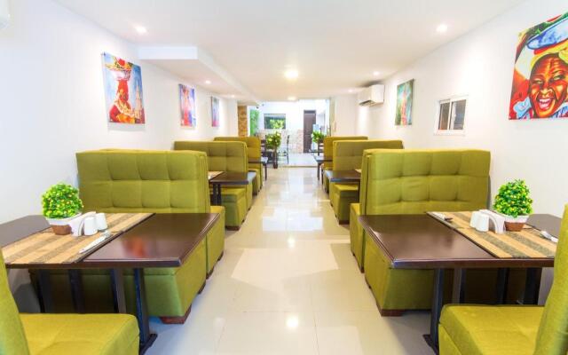 Hotel Avexi Suites By Geh Suites