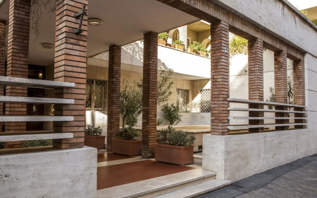 Un Attimo a Roma B&B