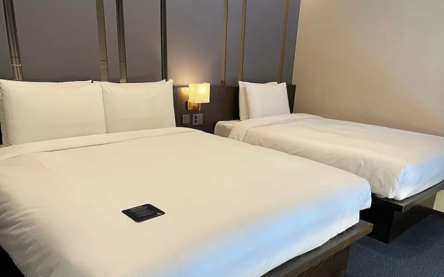 Centum Business Hotel