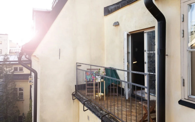 Collectors Victory Apartments