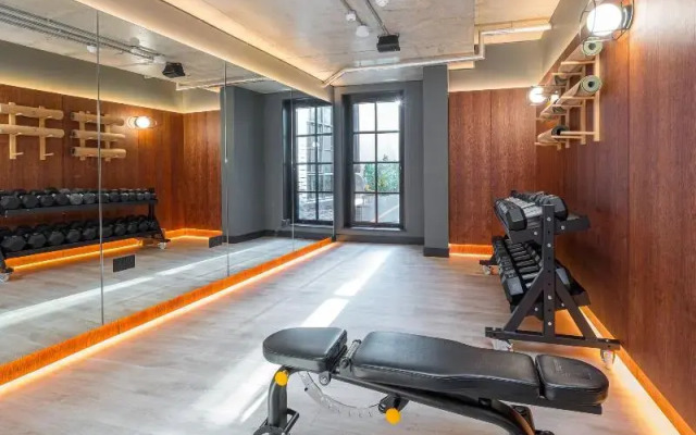 room2 Chiswick