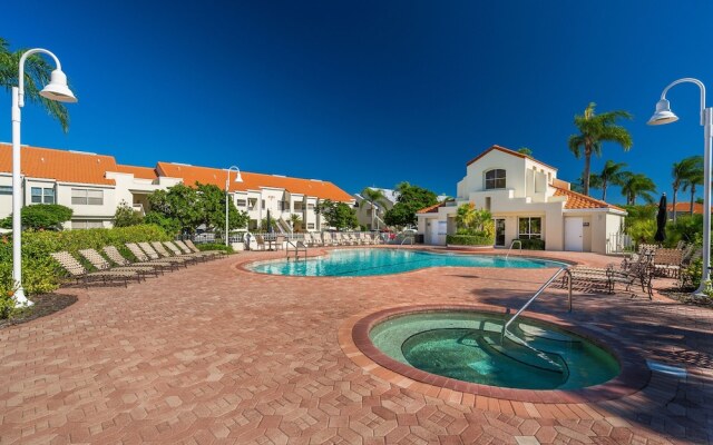 Vista Verde North by Vtrips