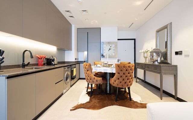 Waves - The Suite Dubai Luxury Waterfront Living