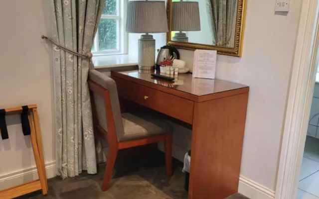 Liffey Valley House Hotel