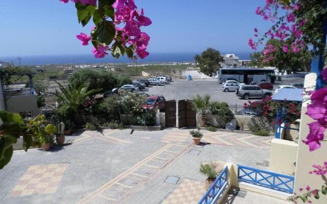 Santorious Flower Covered Apartment