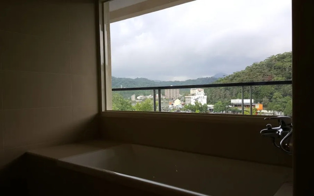 Ze Hu B&B