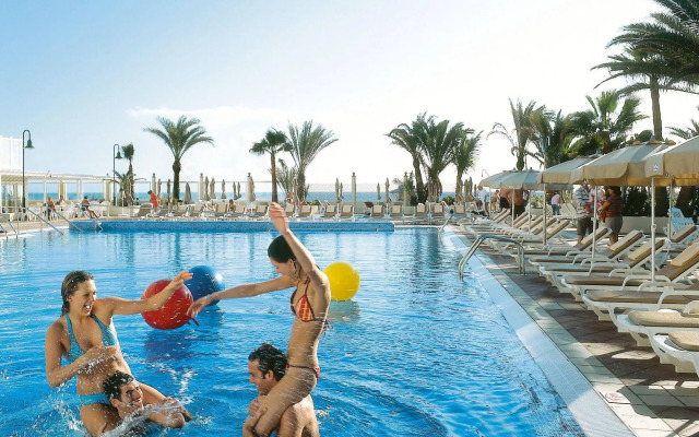 Hotel Riu Oliva Beach Resort - All Inclusive