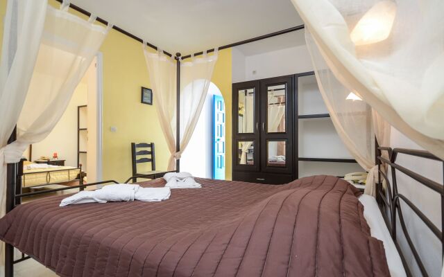 Poseidon Hotel (JNX)