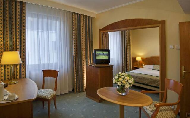 Hotel Hungaria City Center