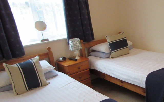 Old Coach Motel Guest House