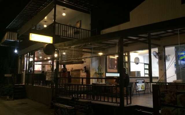 Decho Hostel