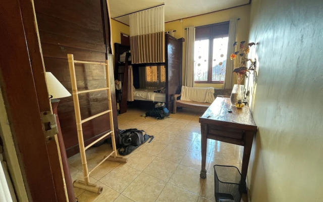Desa Hostel