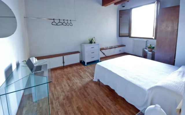 Ponte Vecchio Balcony