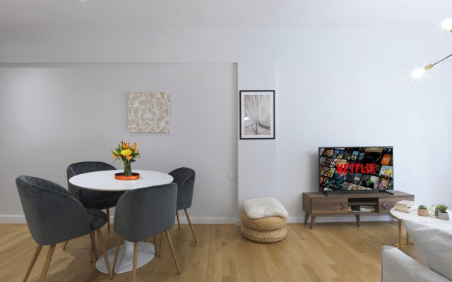 New & Ready For You Apt In Koukaki