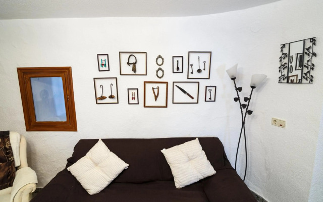 Cueva El Murallon Benamaurel