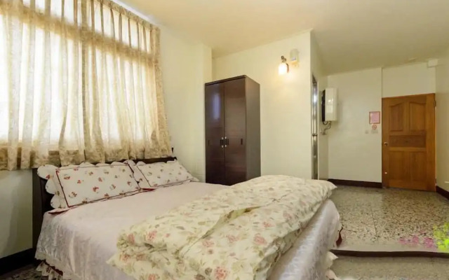 Plum Inn 2