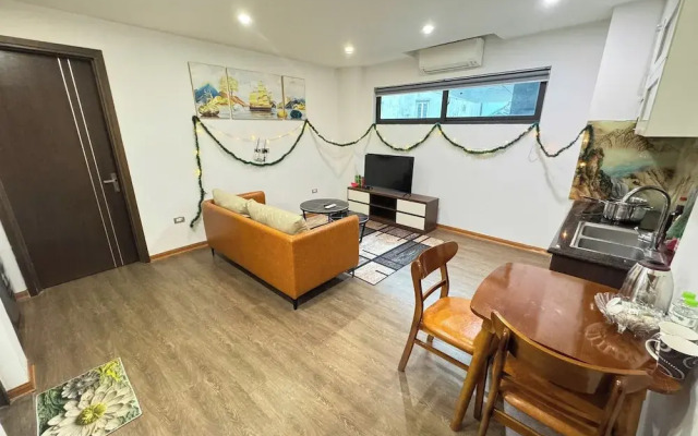 Tay Ho Apartment