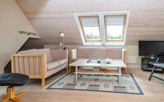 Spacious Holiday Home in Hemmet near Sea