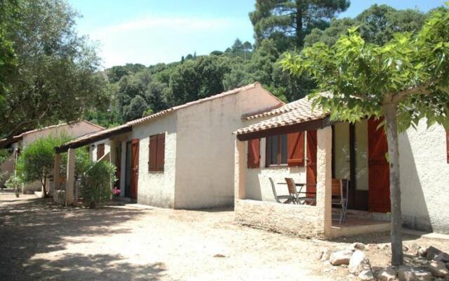 Les Bungalows Du Maquis