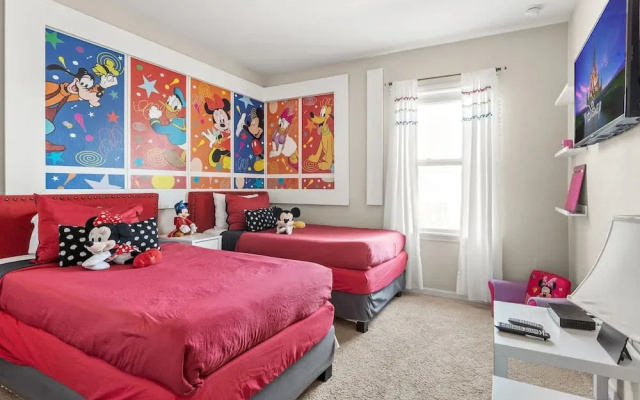Themed Mickey Bedroom 4BR at Solterra