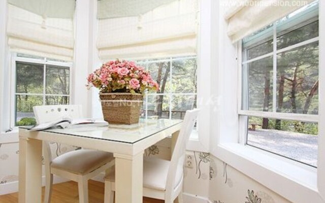 Yeongwol Yesolnuri Pension