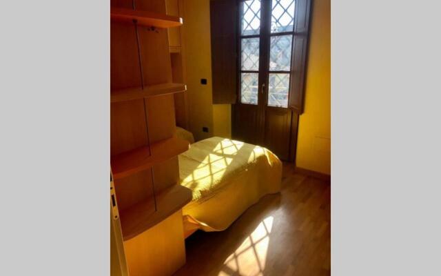 Bella casa vicino alla grotta giusti.