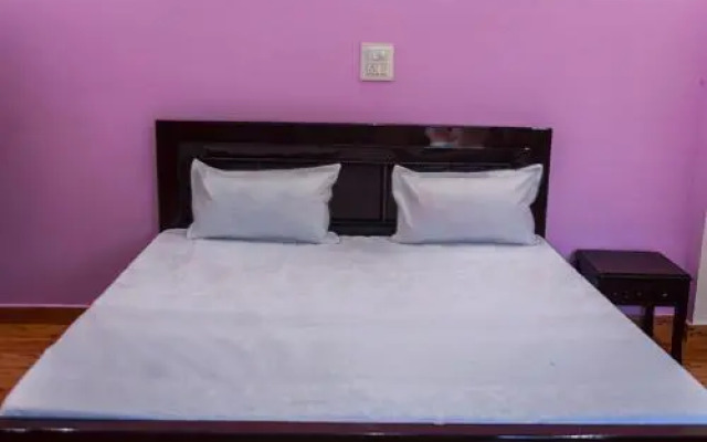 Hotel Hilly Resort