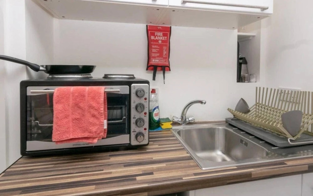 Funky Studio Apartment