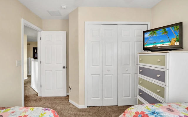 2615 Emerald Island