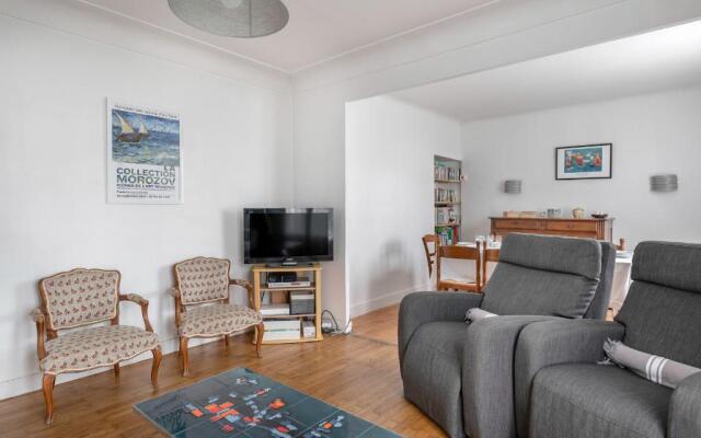 Une grande villa dans les pins, entre Loire et Océan