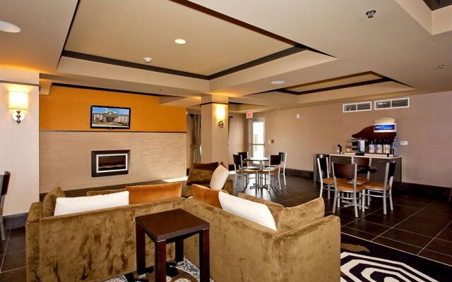 Holiday Inn Express Hotel & Suites Newton