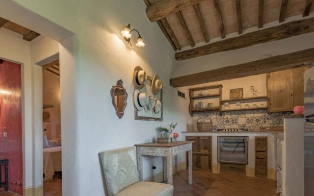 Beautiful Luxury Independent Villa With 13 Sleeps -prugnolo
