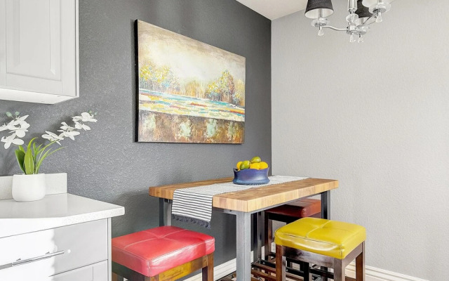 Jen4136 - Carriage House With Lovely Courtyard