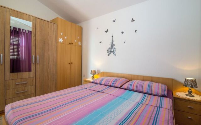 Apartments Tolj