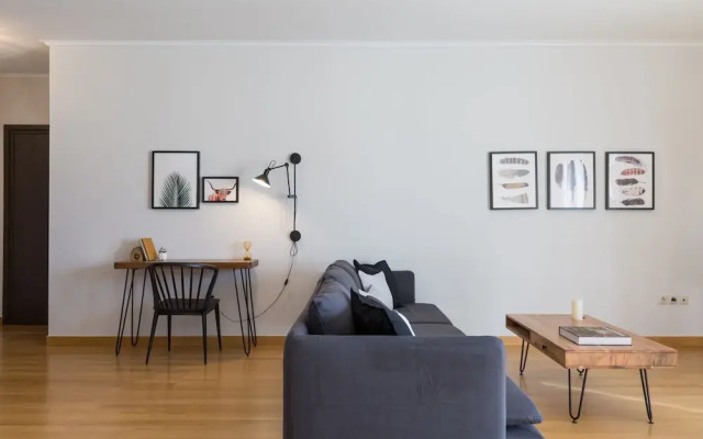 UPSTREET Stylish & Spacious 2BD Apt-Thiseio