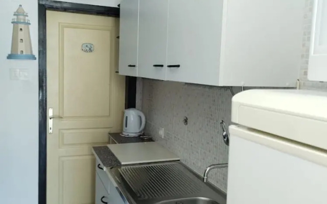 Coloured - Apartments on Island - A1 - Plavi :