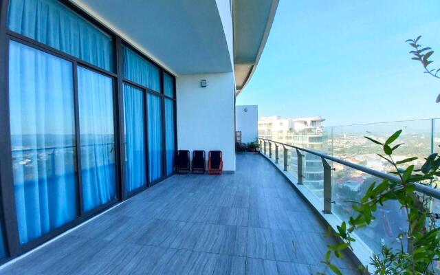 Homestay Penthouse duplex 2 tầng 240m2