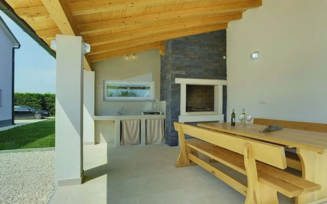 Family Villa With Swimming Pool