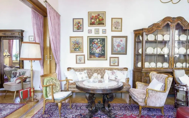 Tante ALMA's Hotel Lasthaus am Ring