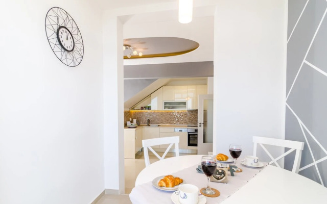 Sea View Apartments-mauro