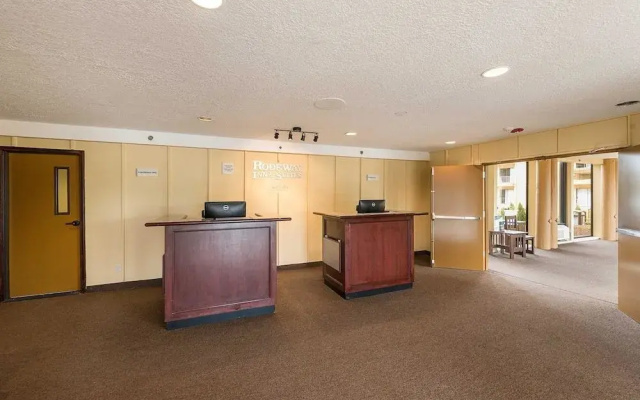 Rodeway Inn & Suites Portland - Jantzen Beach