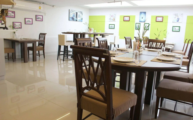 Pas Cher Hotel, Bangkok