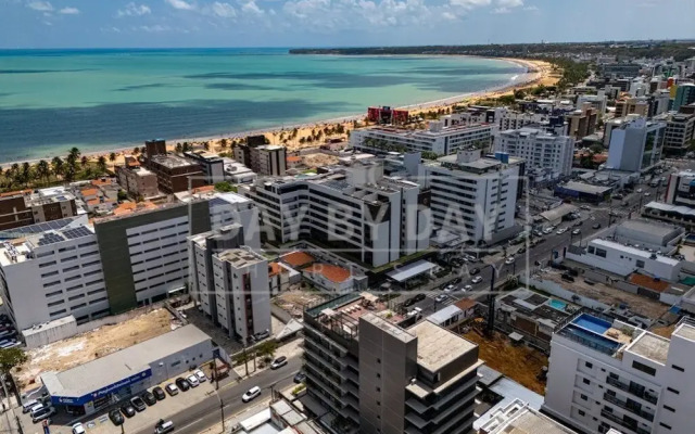 Urban 750 By Day by Day