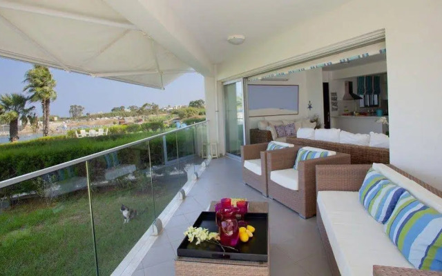 Trident Beach Front Suite