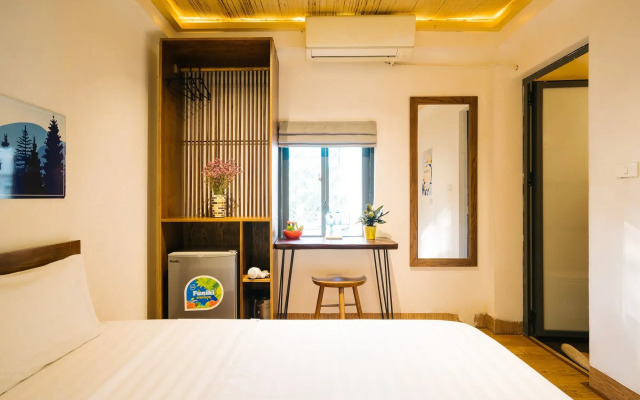 The Autumn Homestay
