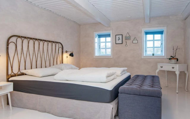 12 Person Holiday Home in Sonder Omme