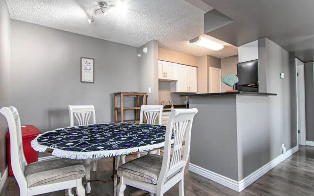 Midland Condo With Pool